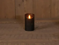 Anna's Collection LED kaars flame effect rustiek 7.5x12.5cm zwart 1 stuks