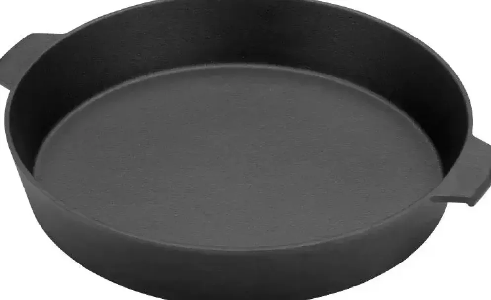 Big Green Egg Cast iron skillet small