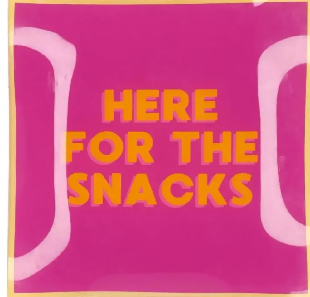 Daan Kromhout Design tegeltje glas here for the snacks 18x18cm