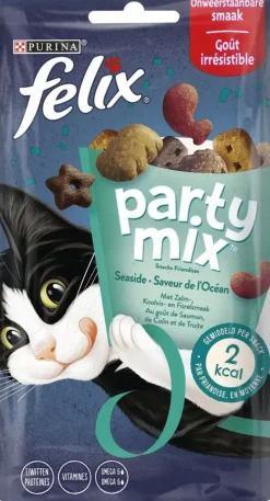FELIX Party Mix Seaside met Zalm-, Koolvis- en Forelsmaak kattensnacks 60g