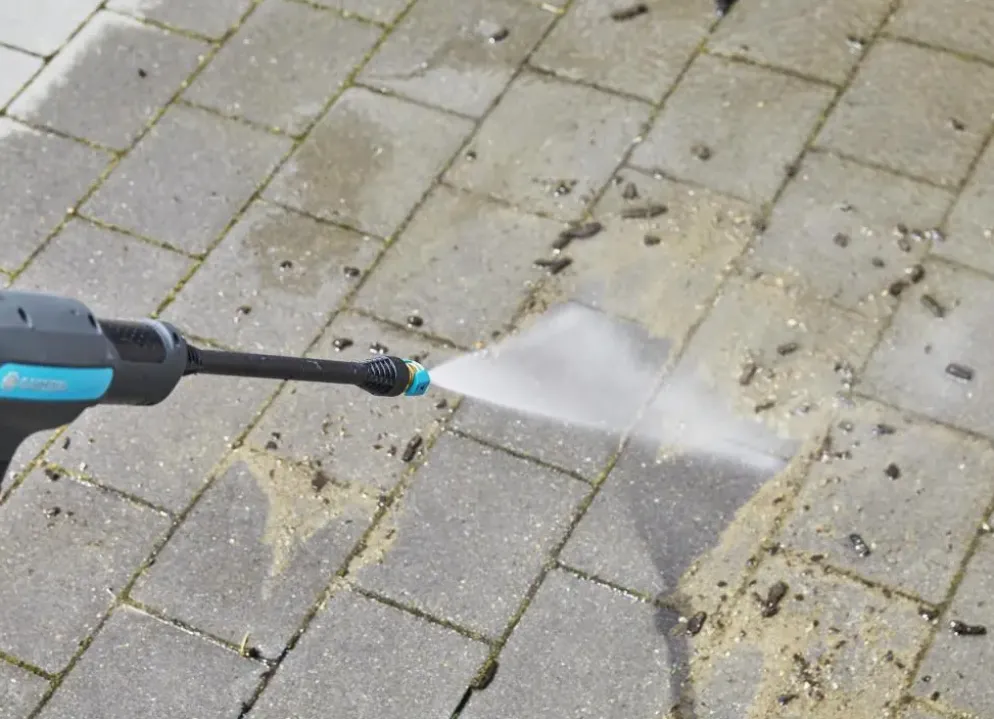 Gardena accu medium drukreiniger AquaClean kant-en-klare set