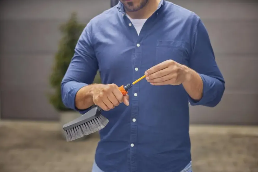 GARDENA Cleansystem borstel M zacht met slangaansluiting