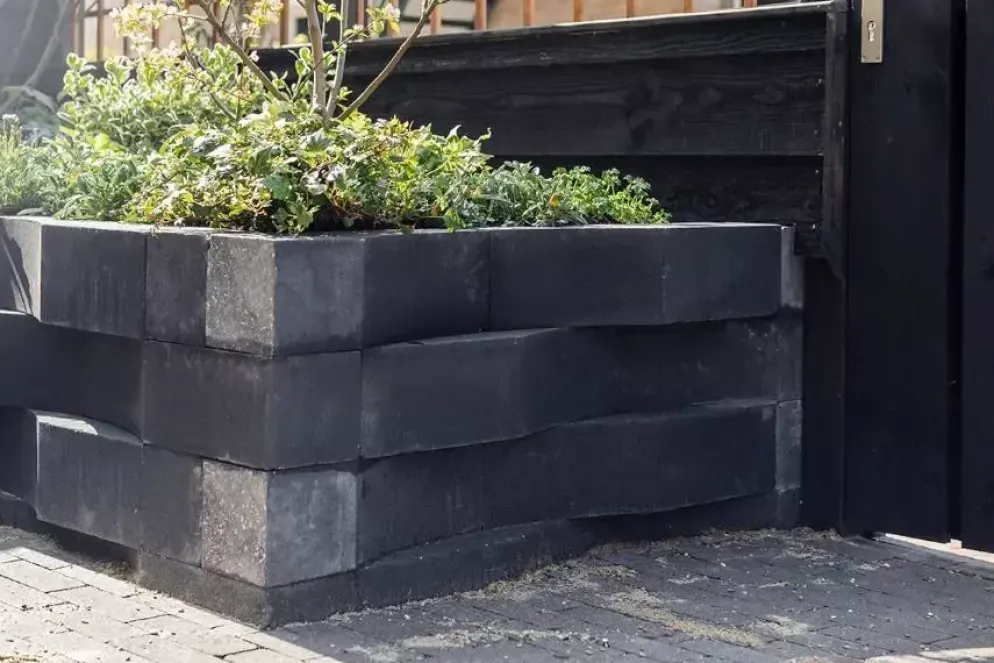 Gardenlux Palissade Block Wave Zwart 60x15x15 cm