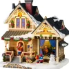 Lemax christmas eve at grandma's verlicht kersthuisje Caddington Village 2024