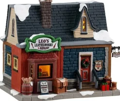 Lemax leo's leatherworks & repairs verlicht kersthuisje Vail Village 2025