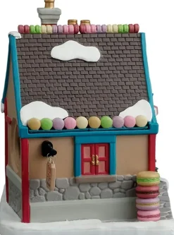 Lemax madeline's macarons verlicht kersthuisje Caddington Village 2024