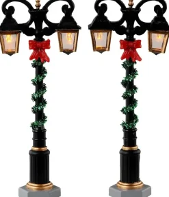 Lemax splendid lights, set of 2 verlichte straatlantaarn Caddington Village 2023