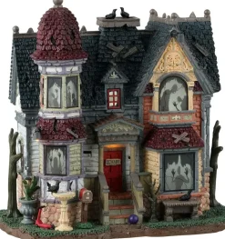 Lemax the house of shadows verlicht huisje Spooky Town 2023