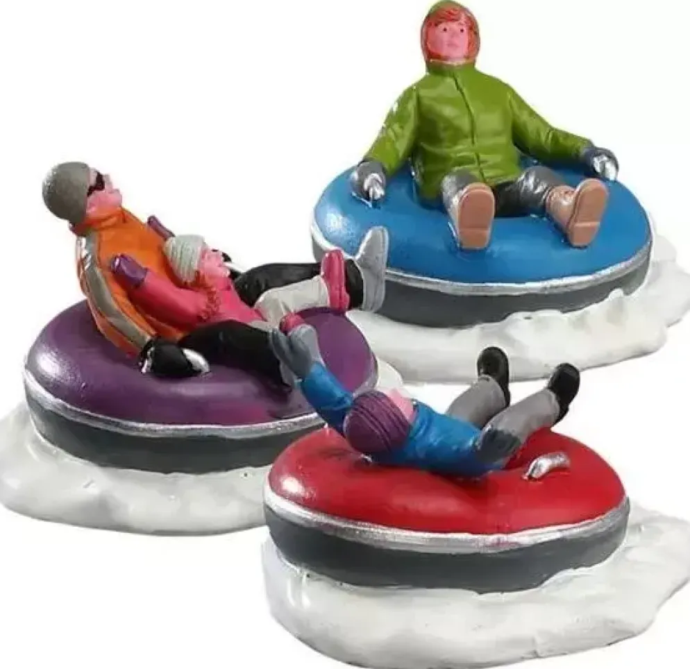 Lemax tubing family s/3 kerstdorp tafereel Vail Village 2017