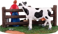 Lemax victorian dairy farmer kerstdorp tafereel Caddington Village 2021
