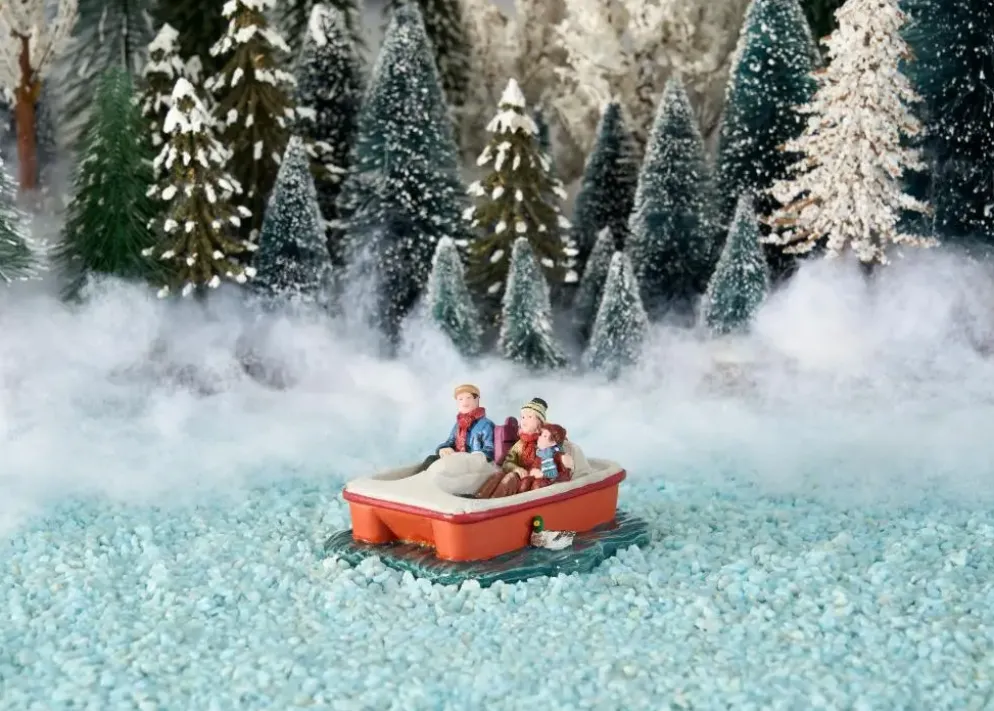 Luville Molendam Family on pedal boat