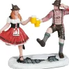Luville Schneewald Toasting man and woman