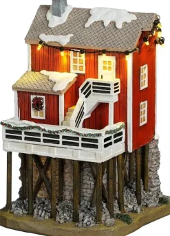 Luville Sledgeholm House on stilts