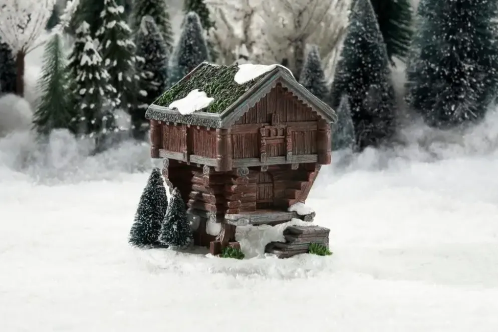 Luville Sledgeholm Wooden house