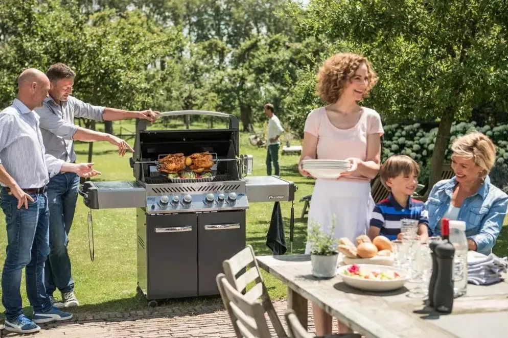 Napoleon Prestige 500 gasbarbecue met safety glow zwart