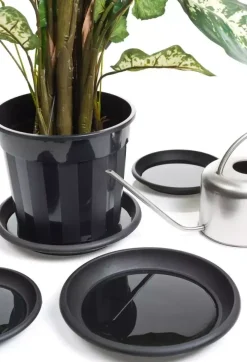 Nature Waterschotel 23 cm zwart