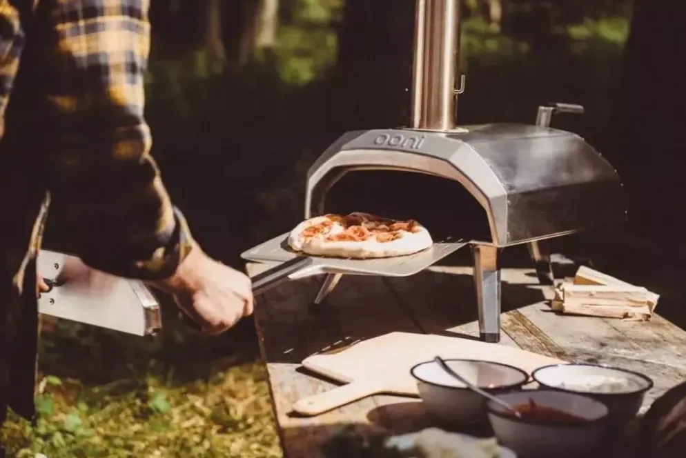 Ooni pizzaoven Karu 12 hout of houtskool gestookt