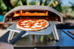 Ooni pizzaoven Koda 12 gas gestookt