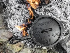Petromax gietijzeren steelpan "kr2" met deksel 2l