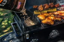Pit Boss Navigator 150 draagbare houtpellet grill