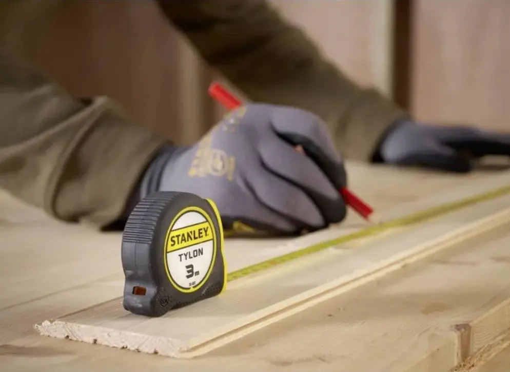 STANLEY 0-30-687 Tylon Rolbandmaat – 3 meter | Compact, duurzaam en accuraat meten