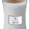 WoodWick large candle lavender & cedar